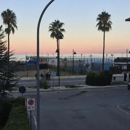 Holiday home Monolocale Al Pontile *